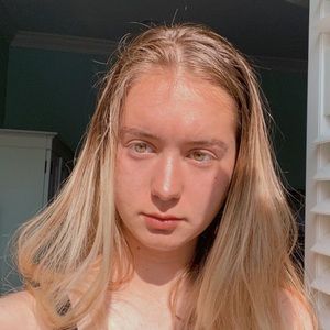 Meet your Posher, Zoe